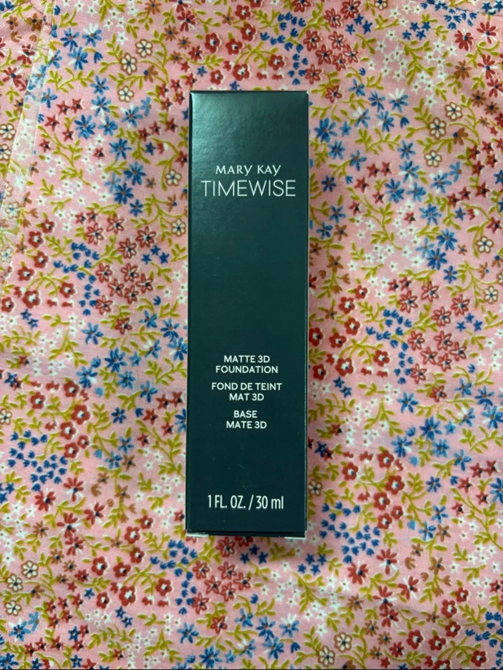 Ivory C 100 - Mary Kay TimeWise Matte 3D Foundation